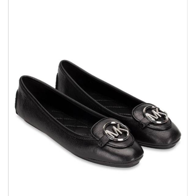 michael kors navy blue flat shoes