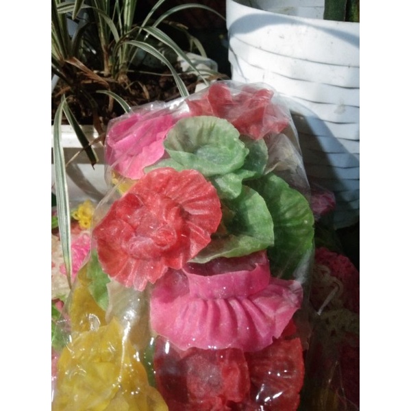 

dapros jajanan tradisional isi 25/bks