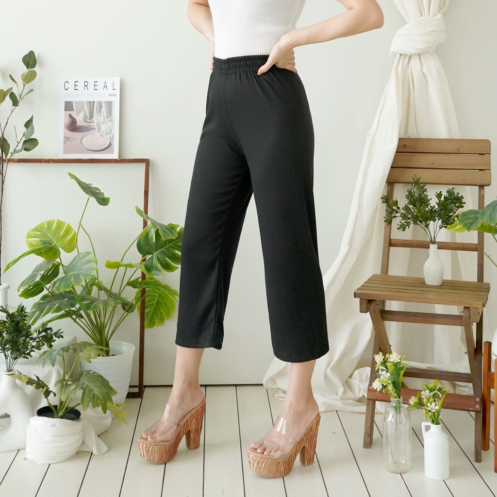 Korean Pants Celana Rajut Kulot Korean Style Wanita 090