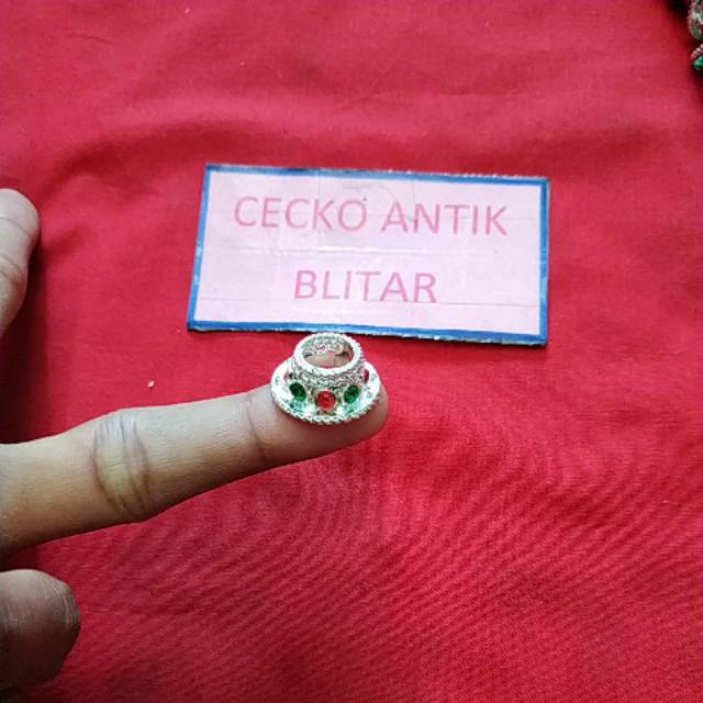 Mendak cincin warna perak