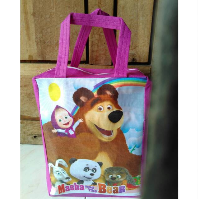 

TAS JINJING RESLETING KARAKTER KARTUN MARSHA AND THE BEAR | TAS SOUVENIR ULANG TAHUN MURAH | R14