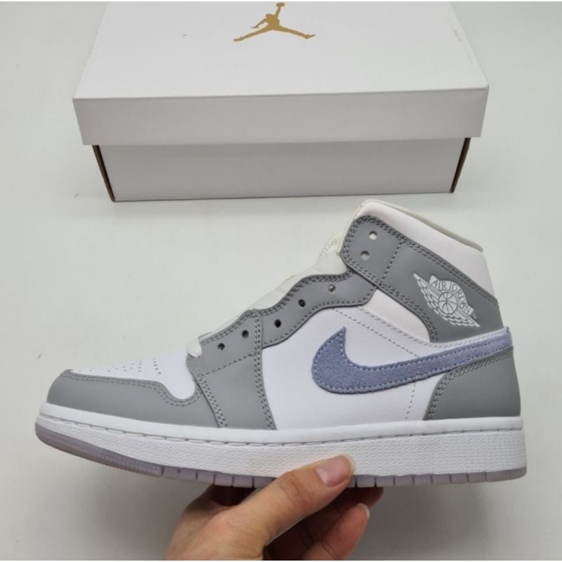 Nike Air Jordan 1 Mid Wolf Grey Aluminum