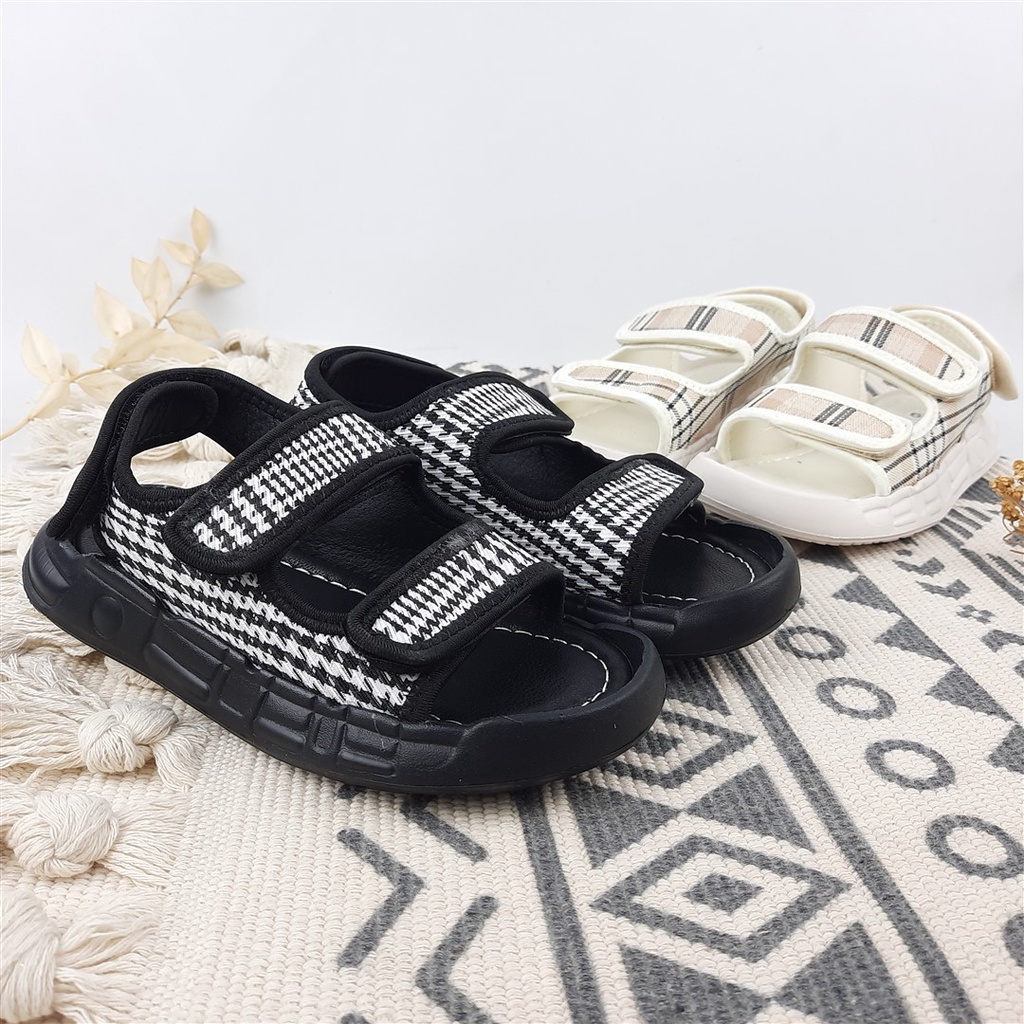 Sepatu Sandal anak perempuan Alea Kae EH.22.Berry 26-31