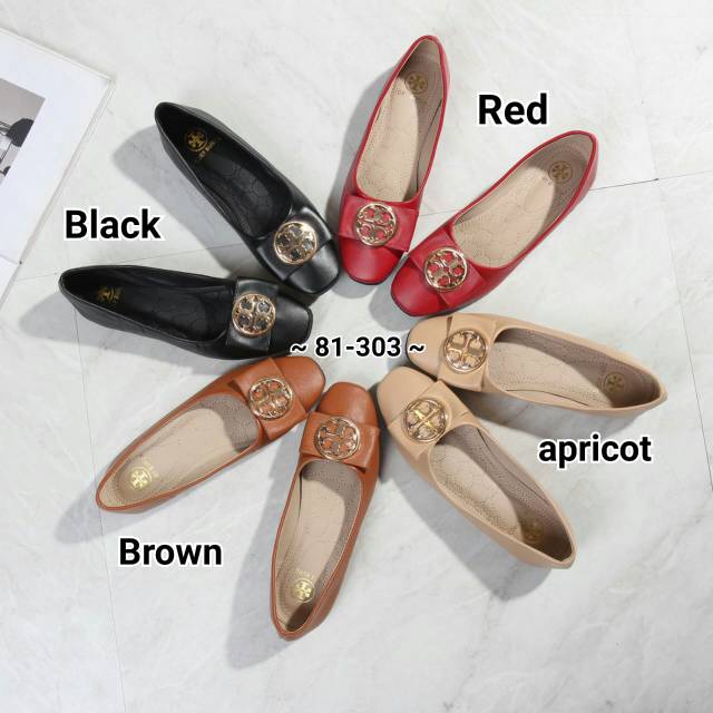 Tory burch flat shoes