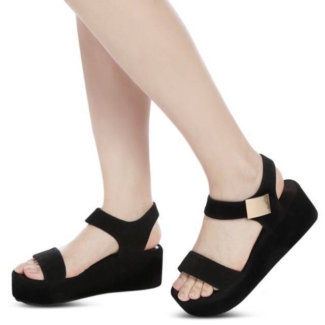 Promo  Bisa COD  Sandal Wedges Tali Sendal Wedges Tali Sendal Tinggi Tali Wedges Hitam SuperMewah