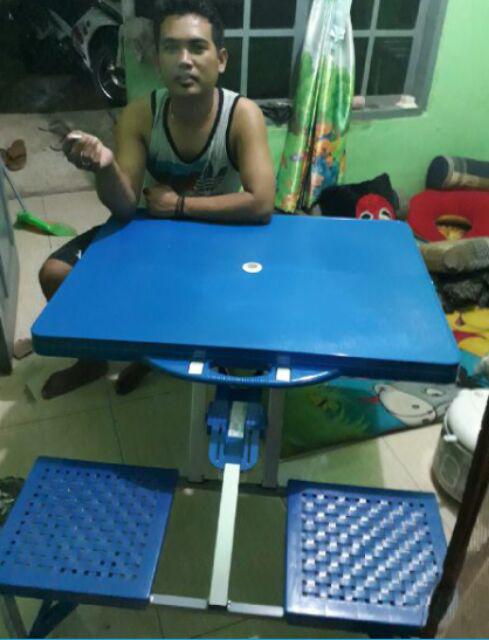 Meja Kursi Lipat Portabel Warna Merah