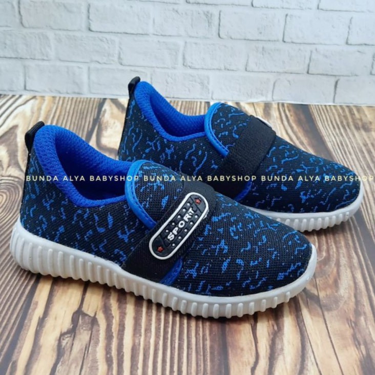 Sepatu Anak Perempuan Sneakers Usia 1 2 Tahun BIRU Alas Karet Anti Licin SALE Size 22 - 23