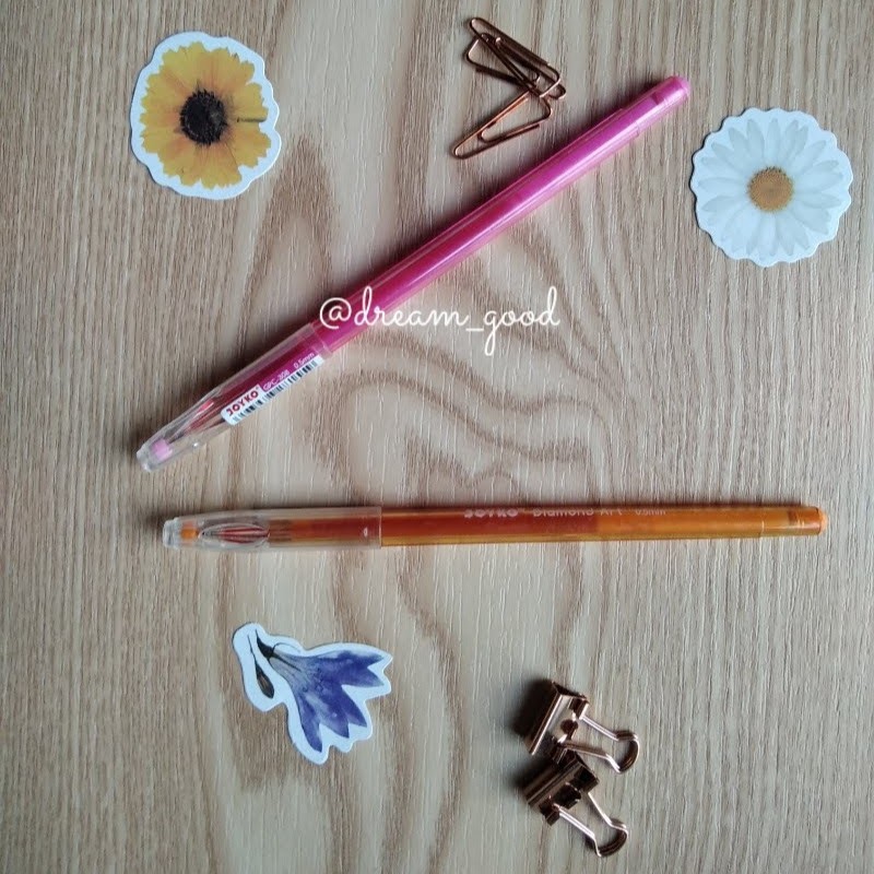 

Pulpen Gel Warna