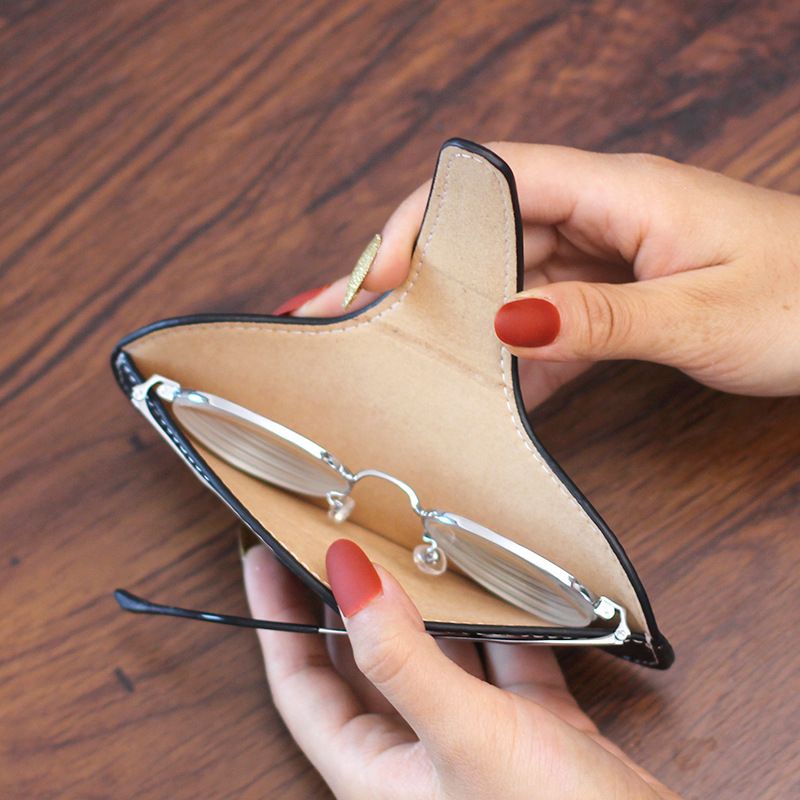 Fashion Leather glasses case / tempat kacamata bahan kulit