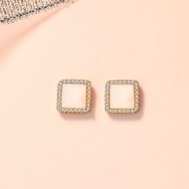 Anting s925 Sterling Silver Aksen Mutiara Gaya Retro Eropa Amerika Untuk Wanita