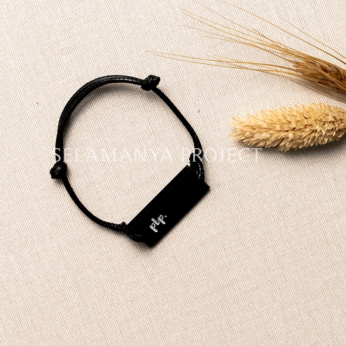 GELANG INISIAL NAMA / GELANG INISIAL  GELANG COUPLE / GELANG UNTUK PACAR / GELANG TALI / GELANG TALI