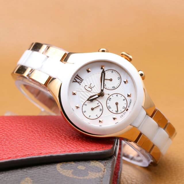 JAM TANGAN CEWEK/WANITA GC CHRONO AKTIF KW SUPER RANTAI CERAMIC TERBARU ELEGANT HARGA BERSAHABAT..