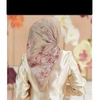 Buttonscarves Orchide Extended Series in Rugby Tan