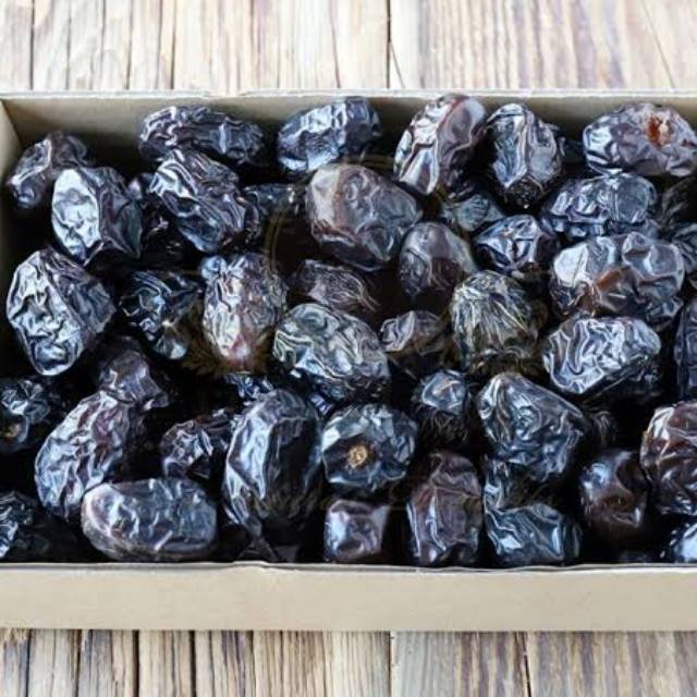 

Kurma Ajwa Premium 1 kg
