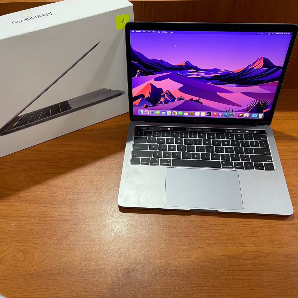 MacBook Pro 13 inch Touchbar 2019 Core i5 2.4GHz Ram 8 GB Ssd 256 GB Fullset Second