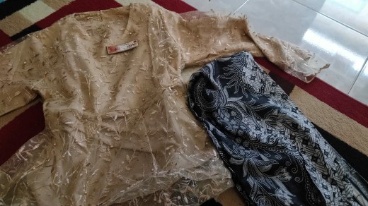 Batik Couple Kebaya Tunangan Pinguin Filya Wisuda Seserahan Kondangan