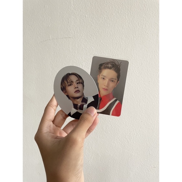 PC Taeyong Favorite Classic ver. + Pendant Card Jungwoo