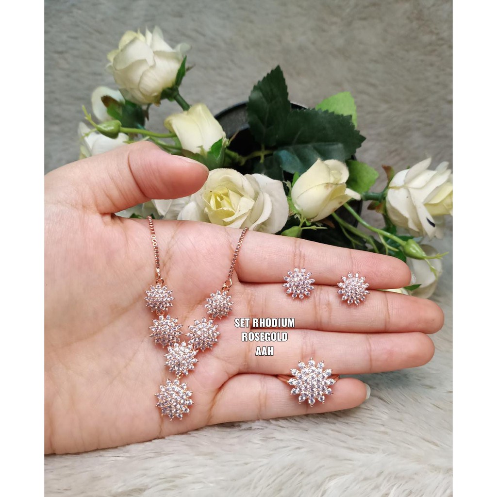 Set Berlian Matahari Tanpa Gelang