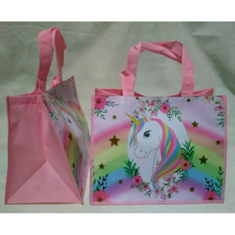 

TAS ULAMG TAHUN VINIL KQRAKTER MEWAH