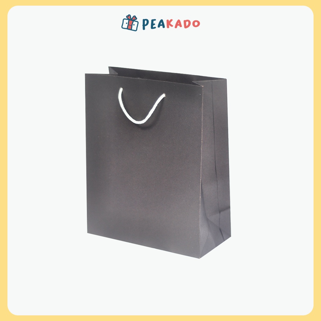 Paper Bag Hitam Polos Tas Kertas Souvenir Kraft Tebal Bungkus Kado Ukuran Sedang 20x25x9