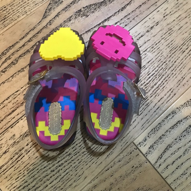 Preloved sepatu anak mini melissa aranha lego original