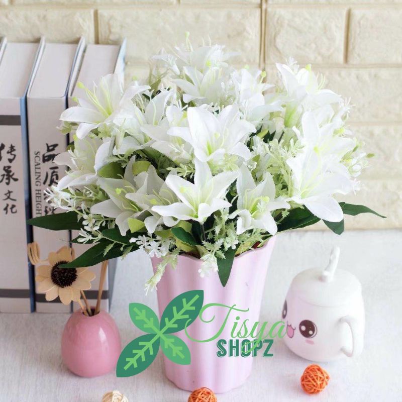 Bunga Lily Besar x7 / Lili Artificial Bunga Hias Plastik [ Tanpa Pot ]