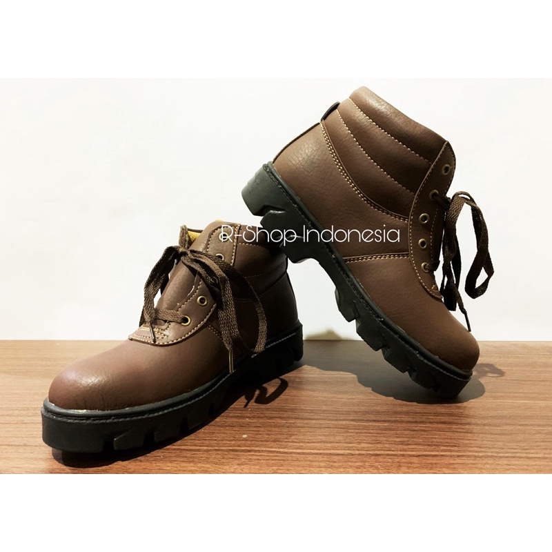 SEPATU SAFETY UJUNG BESI SEPATU KULIT SEPATU PRIA SOL KARET KUAT REXWING (RX 01)