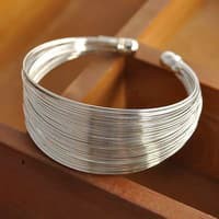 Gelang Fashion Wanita Warna Silver Gold