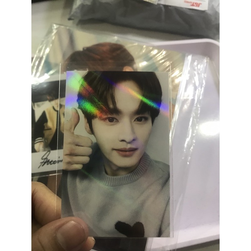 STRAYKIDS LEE KNOW WD STANDARD BENEFIT