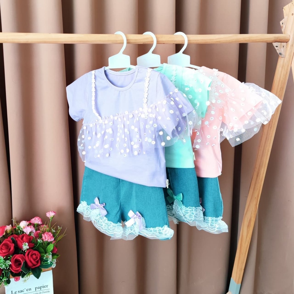 Promo !! Setelan anak feminim /  setelan white flower furing ukuran 1-4tahun / Setelan baju anak perempuan