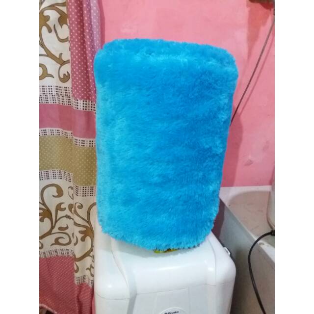 Cover galon /cover galon bulu/sarung galon/ sarung galon bulu/tutup galon bulu