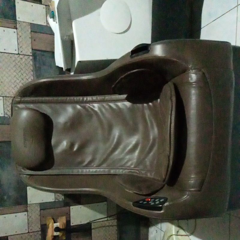 Kursi/Sofa Pijat ADVANCE + Pijat Kaki ADVANCE