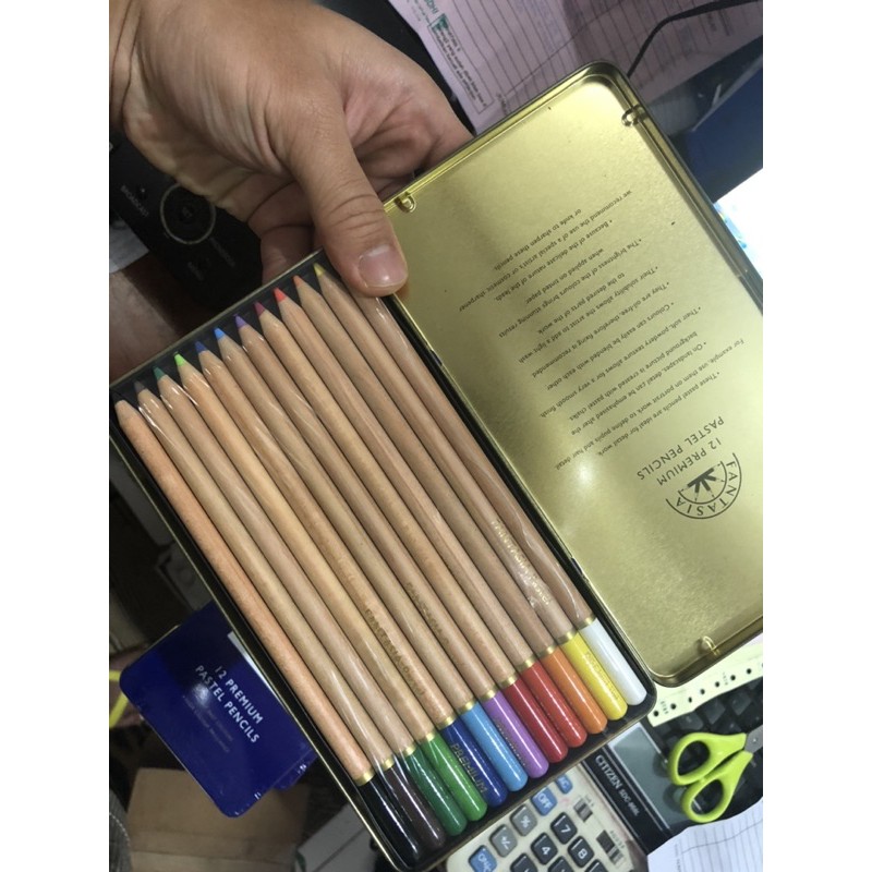 

pensil warna premium pastel fantasia 12 warna kaleng