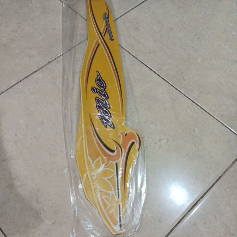 striping stiker les body Mio kembang 2005 kuning