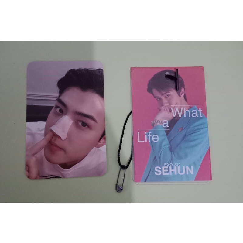 pc sehun what a life y ver/sehun komedo, name tag sehun what a life (BOOKED)