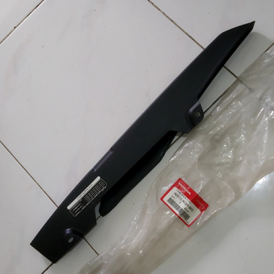 Cover tutup rantai sonic 125 old original AHM thailand