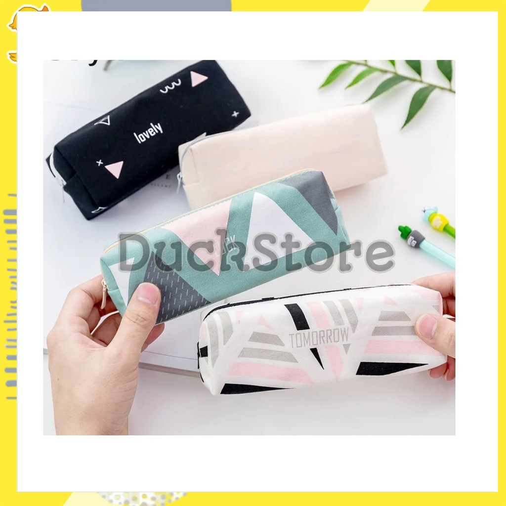 

Tepak Alat Tulis Lucu / Tempat Alat Tulis Murah / Tempat Pensil Abstrac Design