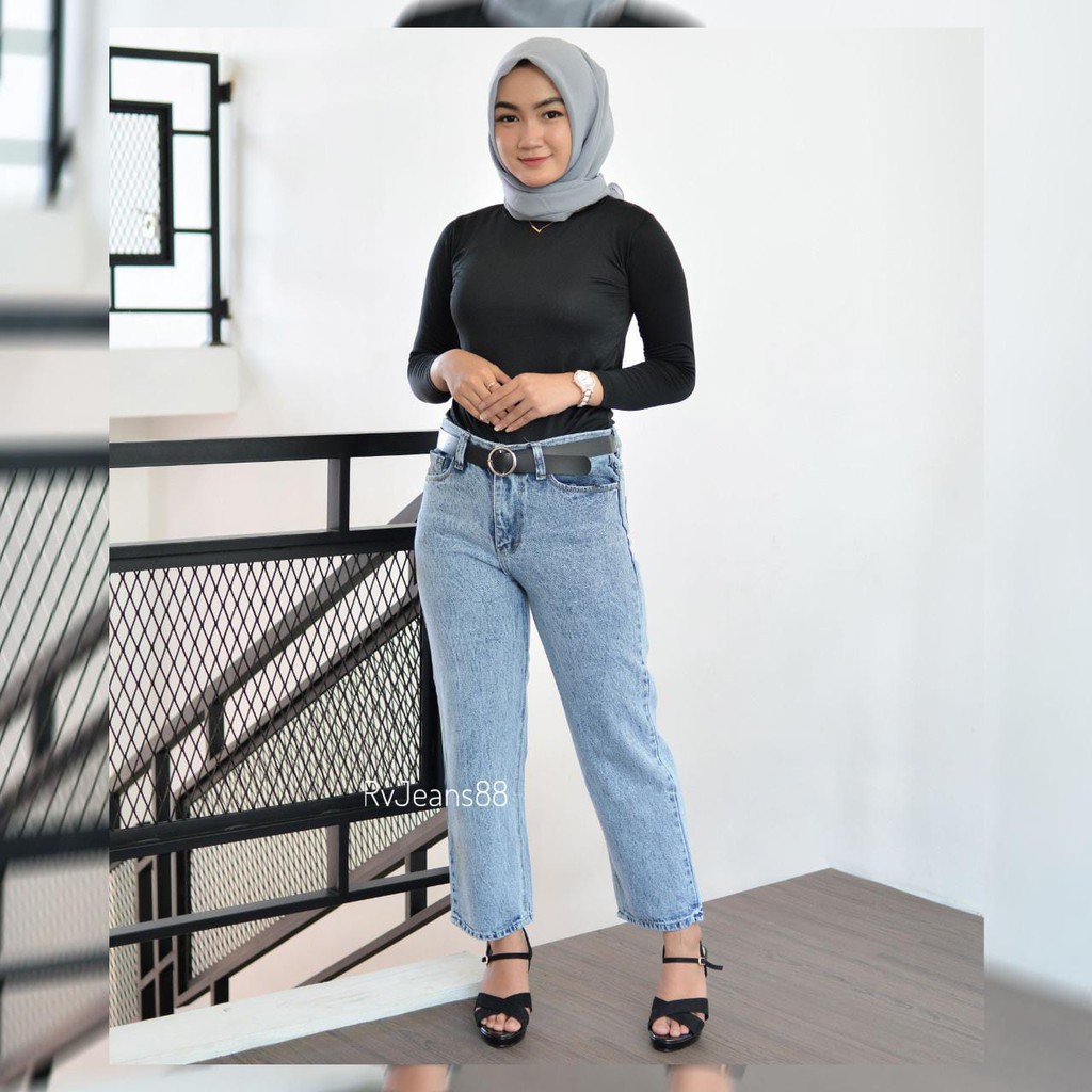 CELANA BOYFRIEND JEANS SNOW WANITA