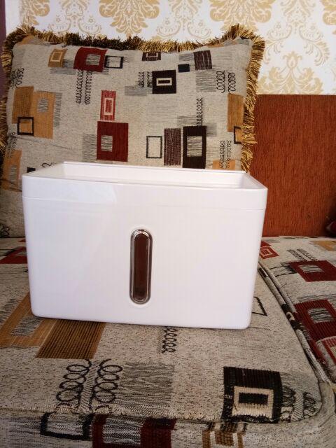 Tempat Tissue Lembaran Fiorentino J001