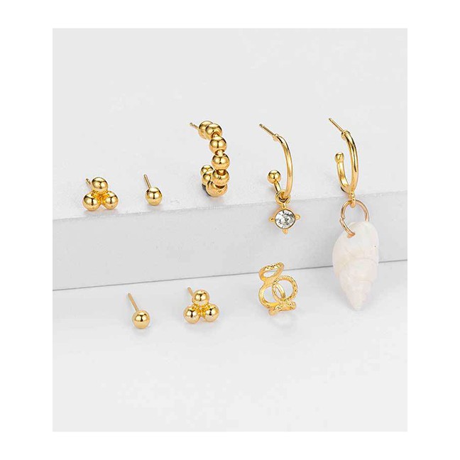 LRC Anting Tusuk Fashion Golden Shell Studded Geometric Earrings Set D63525