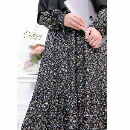 DITSY TRIANGLE JETBLACK