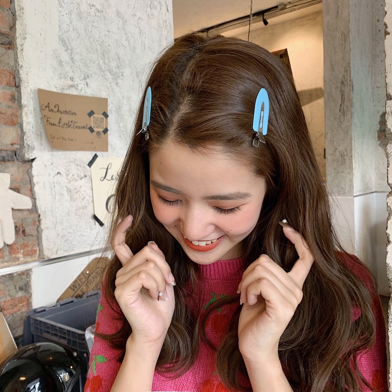 4pcs / Set Jepit Rambut Duckbill Bahan Resin Transparan Warna Permen Gaya Jepang Korea Untuk Wanita
