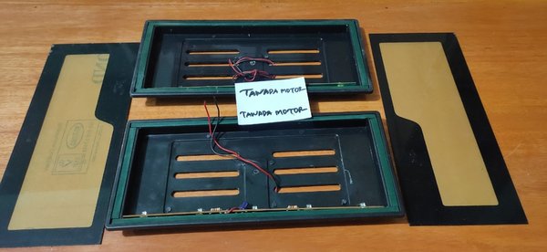 TEMPAT PLAT NOMOR MOTOR MODEL LAMPU LED