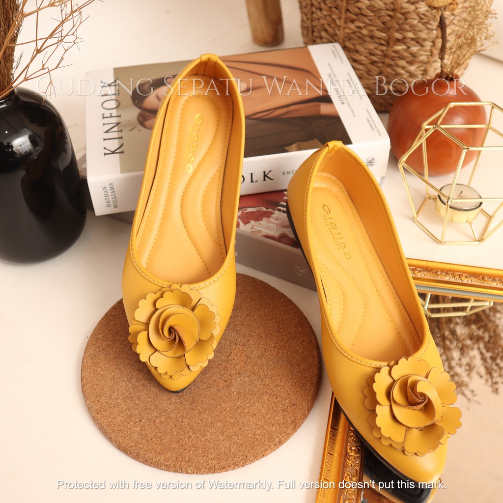 Gratica Sepatu Wanita Flat Shoes B05 B