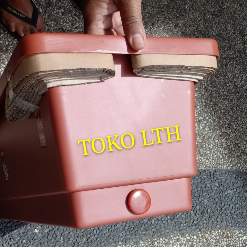 RB POT BUNGA SEGI PANJANG (SMALL) LION STAR FP-12 / RECTANGULAR POT TANAMAN PLASTIK