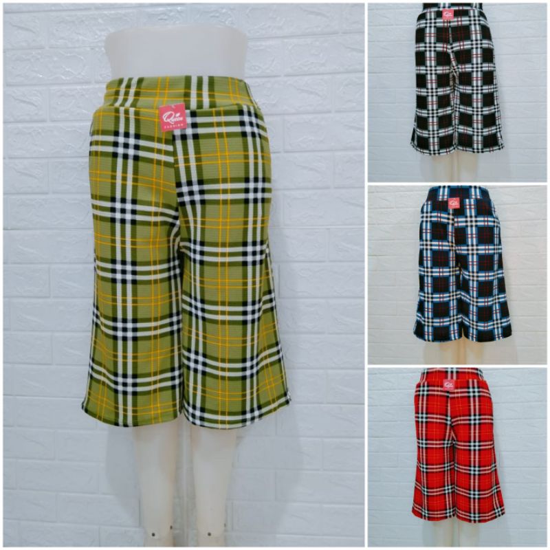 CELANA PENDEK SANTAI WANITA KULOT 7/8 WAFEL