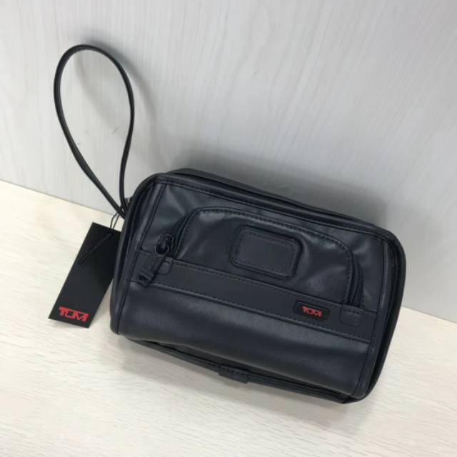 TAS TUMI TAS TANGAN ALPA LEATHER ORGANIZER HANDBAG TUMI TAS TUMI TAS TANGAN ALPA LEATHER ORGANIZER HANDBAG TUMI