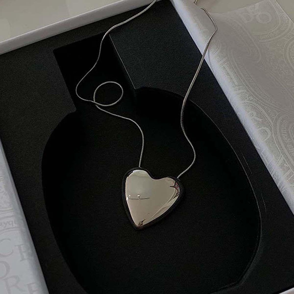 Agustina Wanita Kalung Temperamen Retro Cinta Liontin Korea Alloy Gadis Chocker