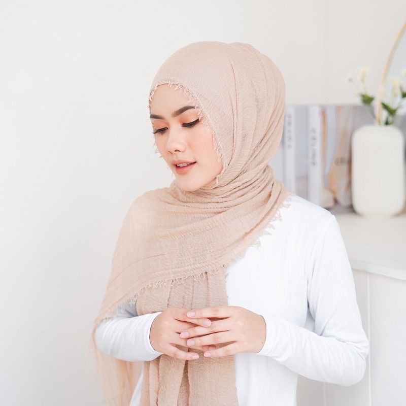 Hijab Pashmina Crinkle / Pashmina Kusut-Cream