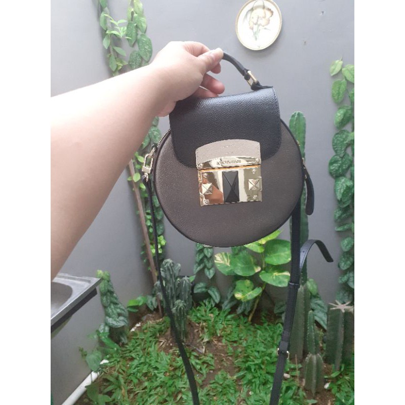 preloved donini adreana black